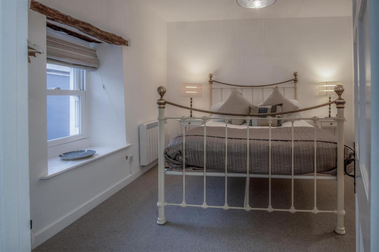 Caleb'S Cottage - 4 Bedroom Cottage - Solva Luaran gambar